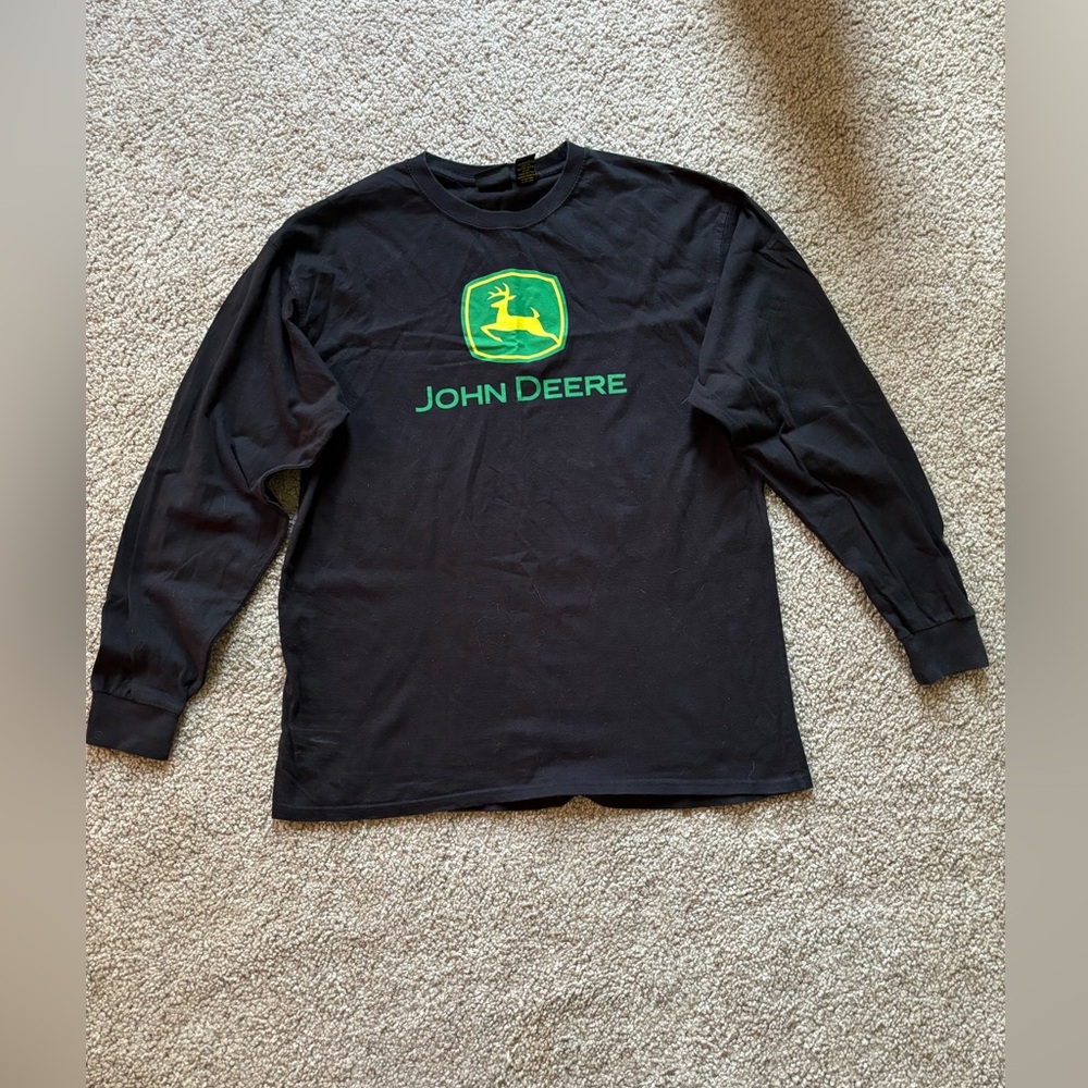 Men’s John Deere Long-Sleeve T-Shirt